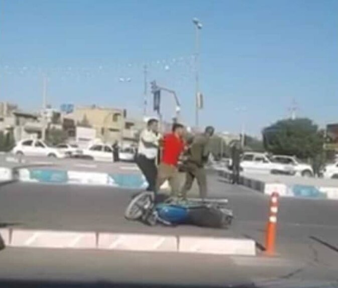 پلیس، کتک‌کاری با موتورسوار در صدرای شیراز را تکذیب کرد