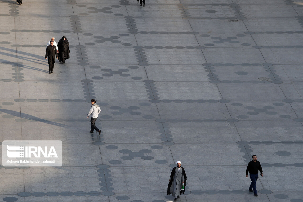 هكذا يستقبل حرم الامام الرضا (ع) شهر محرم الحرام هكذا يستقبل حرم الامام الرضا (ع) شهر محرم الحرام