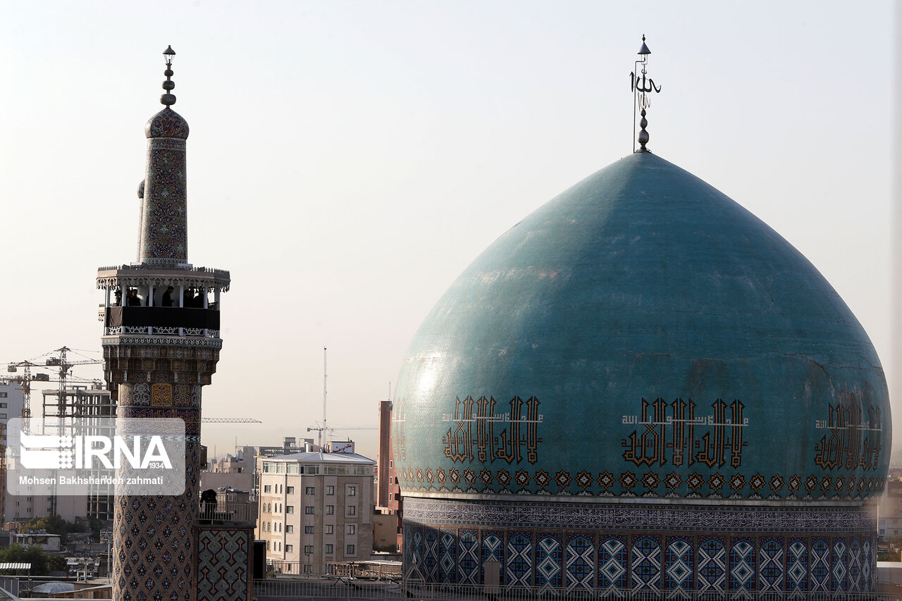 هكذا يستقبل حرم الامام الرضا (ع) شهر محرم الحرام هكذا يستقبل حرم الامام الرضا (ع) شهر محرم الحرام