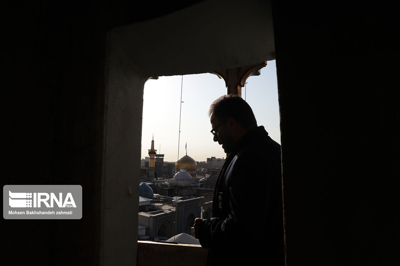 هكذا يستقبل حرم الامام الرضا (ع) شهر محرم الحرام هكذا يستقبل حرم الامام الرضا (ع) شهر محرم الحرام