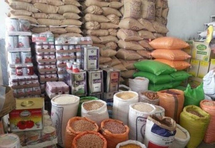 600 تن کالای اساسی در بروجرد توزیع شد 600 تن کالای اساسی در بروجرد توزیع شد