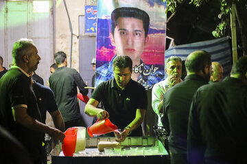 عزاداری شب تاسوعا در محله ی قصردشت شیراز