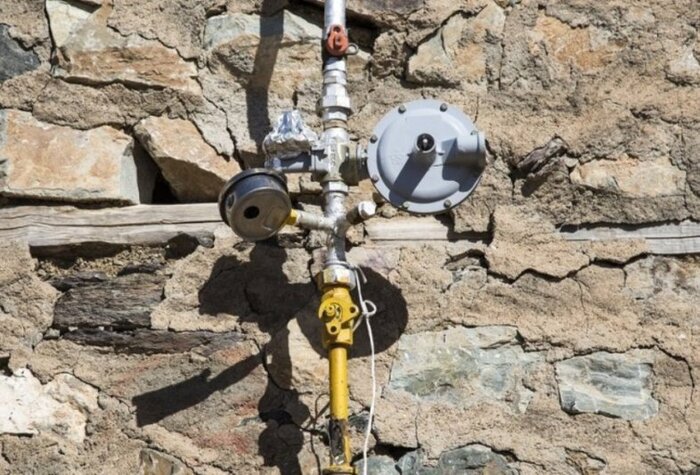 عملیات گازرسانی به 10 روستای بویین زهرا آغاز شد