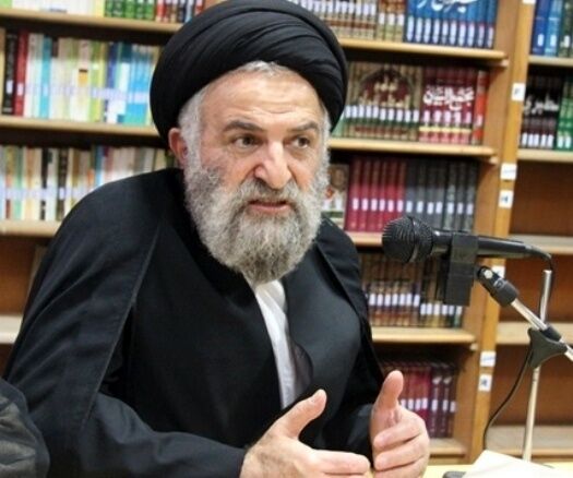 برخی سبکهای عزاداری از نظر شریعت حرام و ممنوع است برخی سبکهای عزاداری از نظر شریعت حرام و ممنوع است