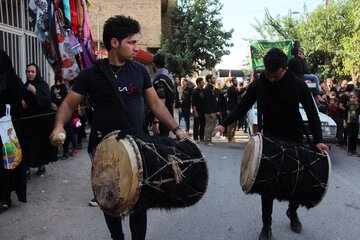 مراسم عزاداری روز عاشورا در شهرستان آزادشهر