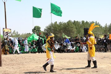 آیین تعزیه خوانی عاشورا در هرات مرکز شهرستان خاتم