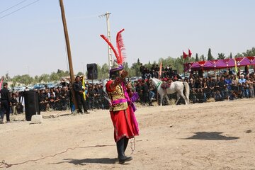 آیین تعزیه خوانی عاشورا در هرات مرکز شهرستان خاتم