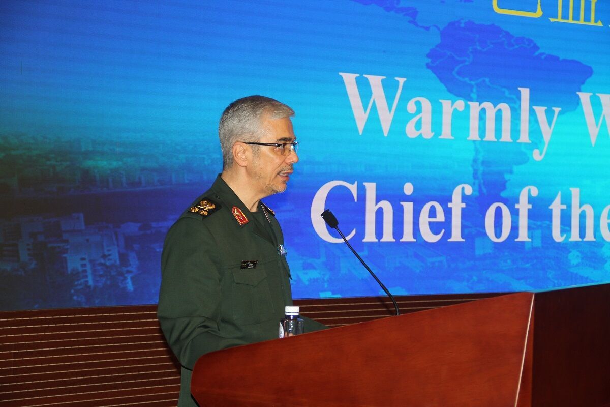 Iran ready to rigidly defend own interests in Persian Gulf, Chief of Staff says