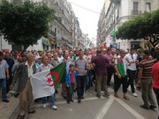 سی‌امین جمعه، عقربه اعتراضات الجزایر همچنان می‌چرخد
