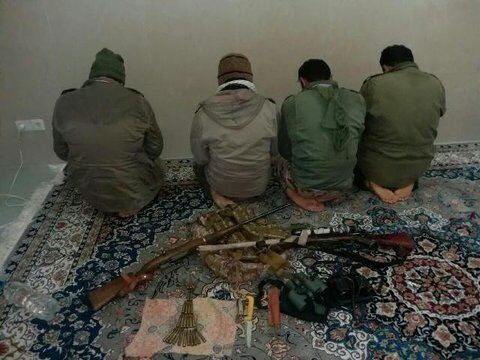 ۴ متخلف شکار و صید در استان بوشهر دستگیر شدند
۴ متخلف شکار و صید در استان بوشهر دستگیر شدند