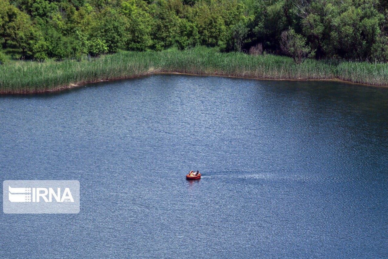 Qazvin's Avan Lake: Beauty of nature 