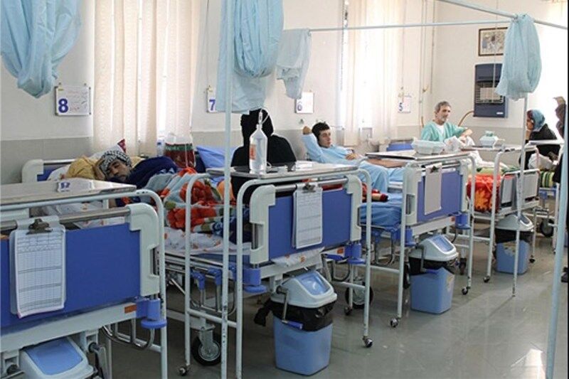 مهاجرت پزشکان از بیمارستان‌های دولتی؛ کترینگ‌ها هم تهدید می‌کنند