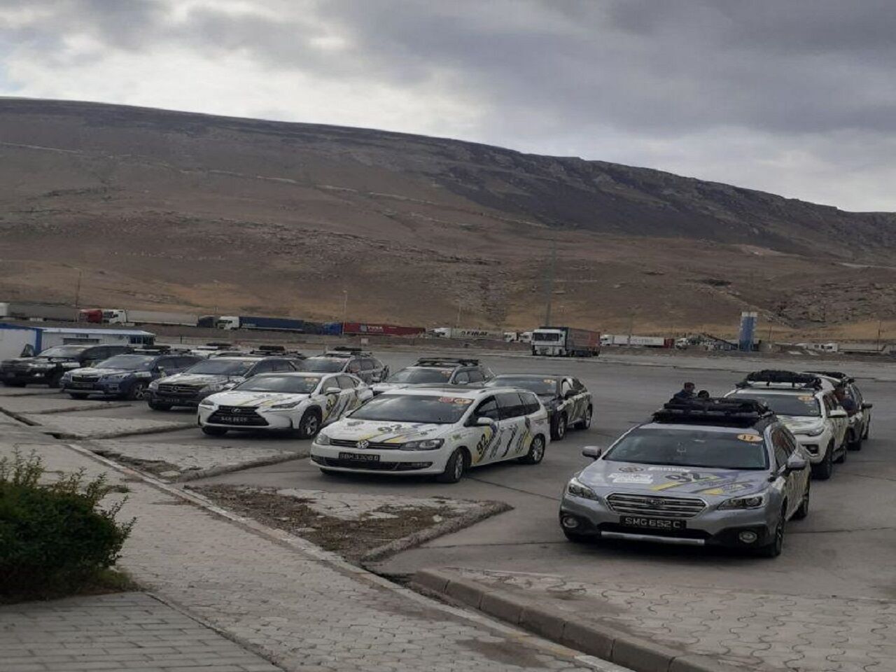 Singapore tourist convoy come to Iran via Bazargan border