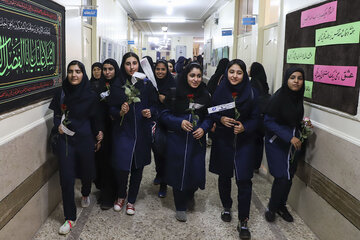 آیین نواختن زنگ بازگشایی مدارس استان خوزستان