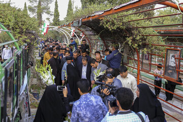 تجدید میثاق مدیران استان فارس با آرمان های شهدا