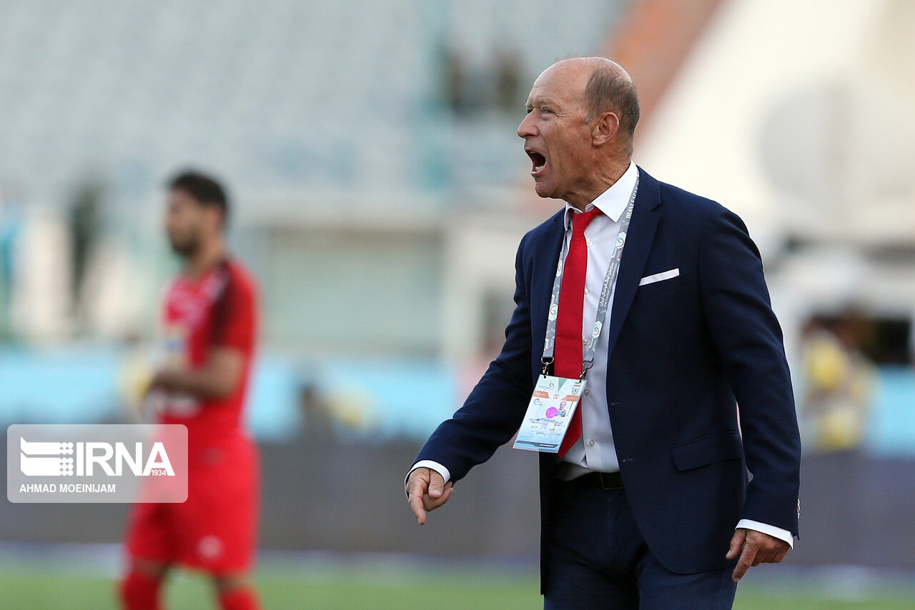 کالدرون: از رفتار باشگاه پرسپولیس خیلی ناراحت هستم