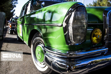 Classic Cars Rally Tour in Iran's Semnan