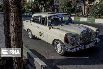 Classic Cars Rally Tour in Iran's Semnan