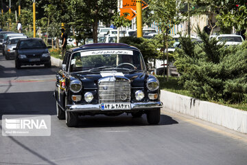 Classic Cars Rally Tour in Iran's Semnan