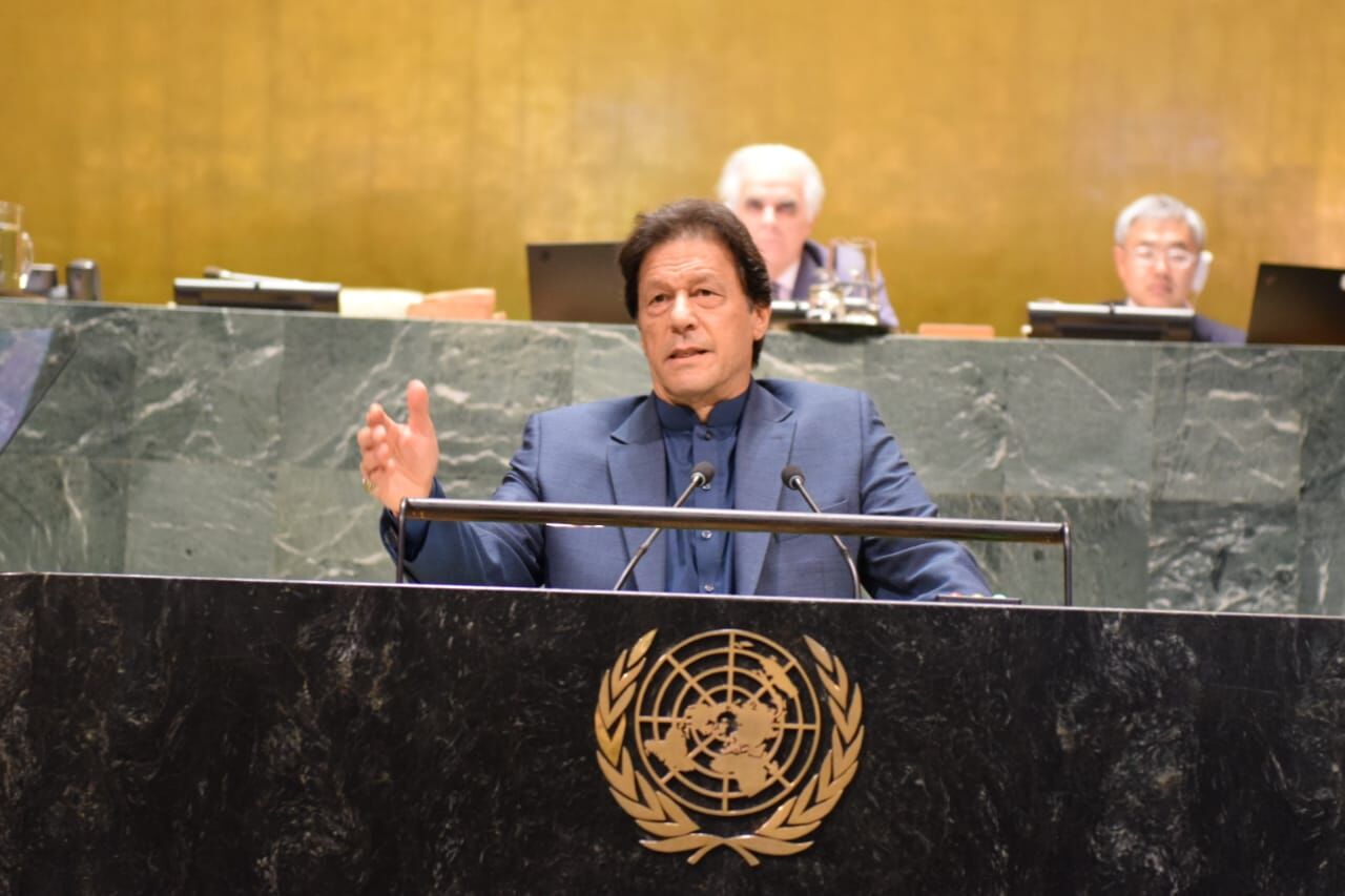 Pak PM warns of serious consequences of Kashmir dispute