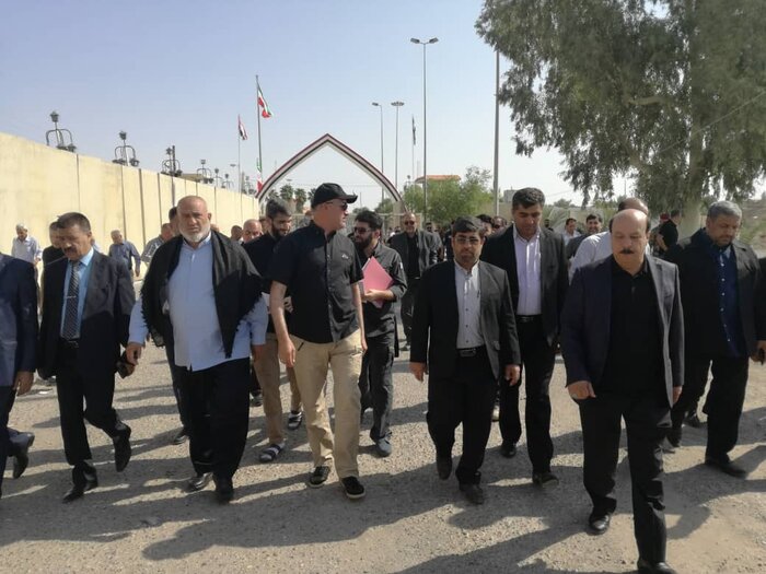 مسئولان استان‌های کرمانشاه و دیاله عراق در مرز منذریه باهم دیدار کردند