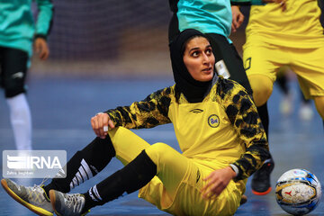 Women play futsal Iran premier league