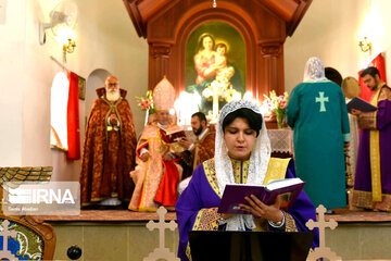 Christians marks Saint George in a church in Tehran