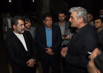 بازدید معاون هماهنگی امور اقتصادی وزارت کشور از طرح های مترو و فاضلاب اهواز