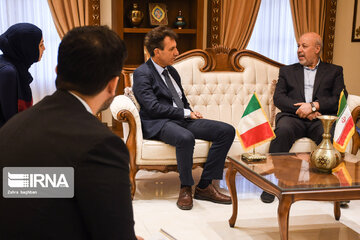 Isfahan Governor meets with Italian Ambassador