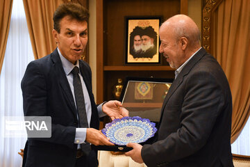 Isfahan Governor meets with Italian Ambassador