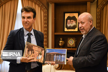 Isfahan Governor meets with Italian Ambassador