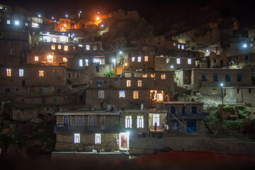 ایرنا - سنندج - فرهنگ و غناي تمدني مردم كردستان در اعصار مختلف جاذبه بزرگي براي مسافرت ايرانيان و ديگر مسافران از اقصي نقاط جهان بوده است كه روستاهاي باستاني و تاريخي اين ديار يكي از اين جاذبه هاي گردشگري است که پالنگان یکی از هزاران روستای با قابلیت تاریخی و اقلیمی استان کردستان است.