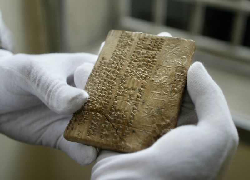 Iran's legal battle forces US to return Achaemenid clay tablet