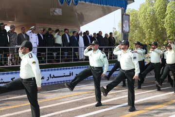 صبحگاه مشترک نیروهای مسلح استان هرمزگان