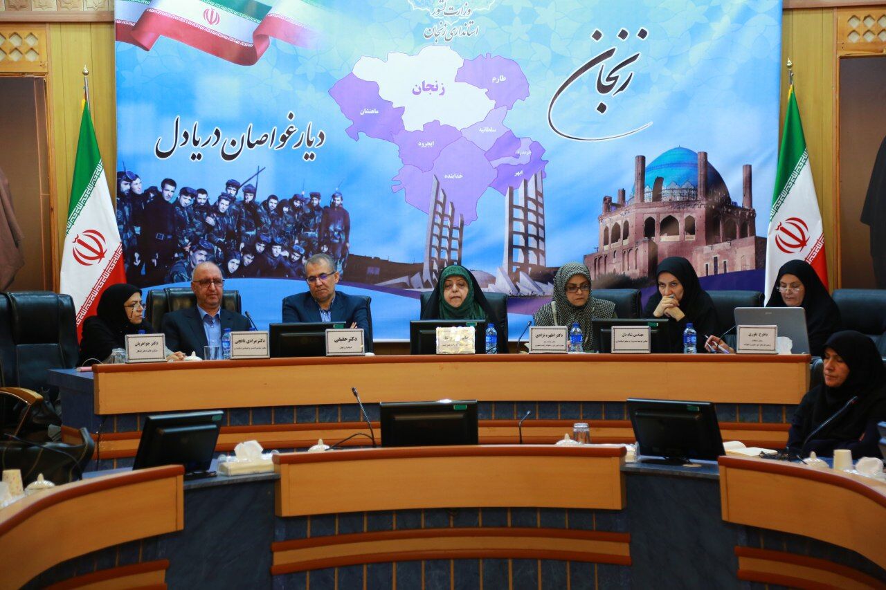 المرأة الإيرانية تشغل 18,8 في المئة من مناصب المدراء في البلاد
المرأة الإيرانية تشغل 18,8 في المئة من مناصب المدراء في البلاد