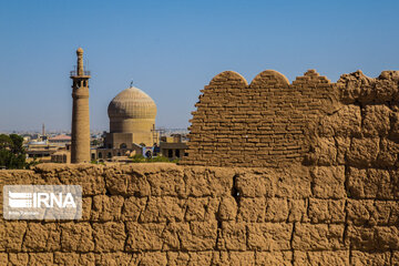 Meybod Narin Castle