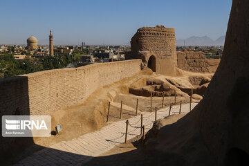 Meybod Narin Castle