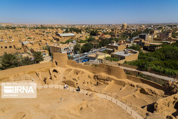 Meybod Narin Castle