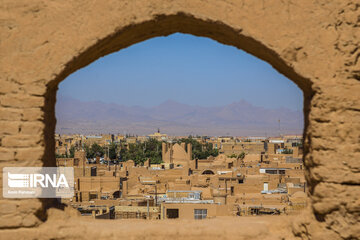 Meybod Narin Castle