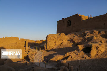 Meybod Narin Castle