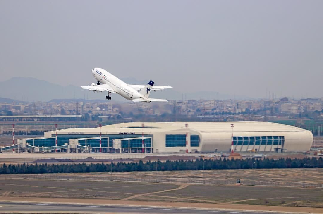 Iran int'l airport authorizes over 500 Arbaeen flights