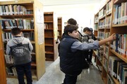 طرح « همگام با کتابخانه همراه با مدرسه » در مهریز آغاز شد