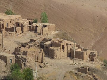 روستای قورت دره از توابع شهرستان بیجار