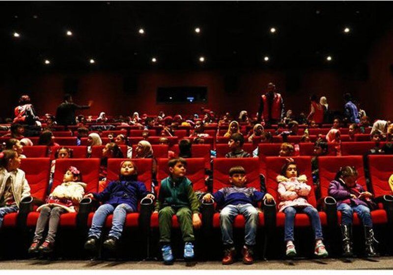 کودکان سنندجی ۱۷ مهر رایگان به سینما می‌روند