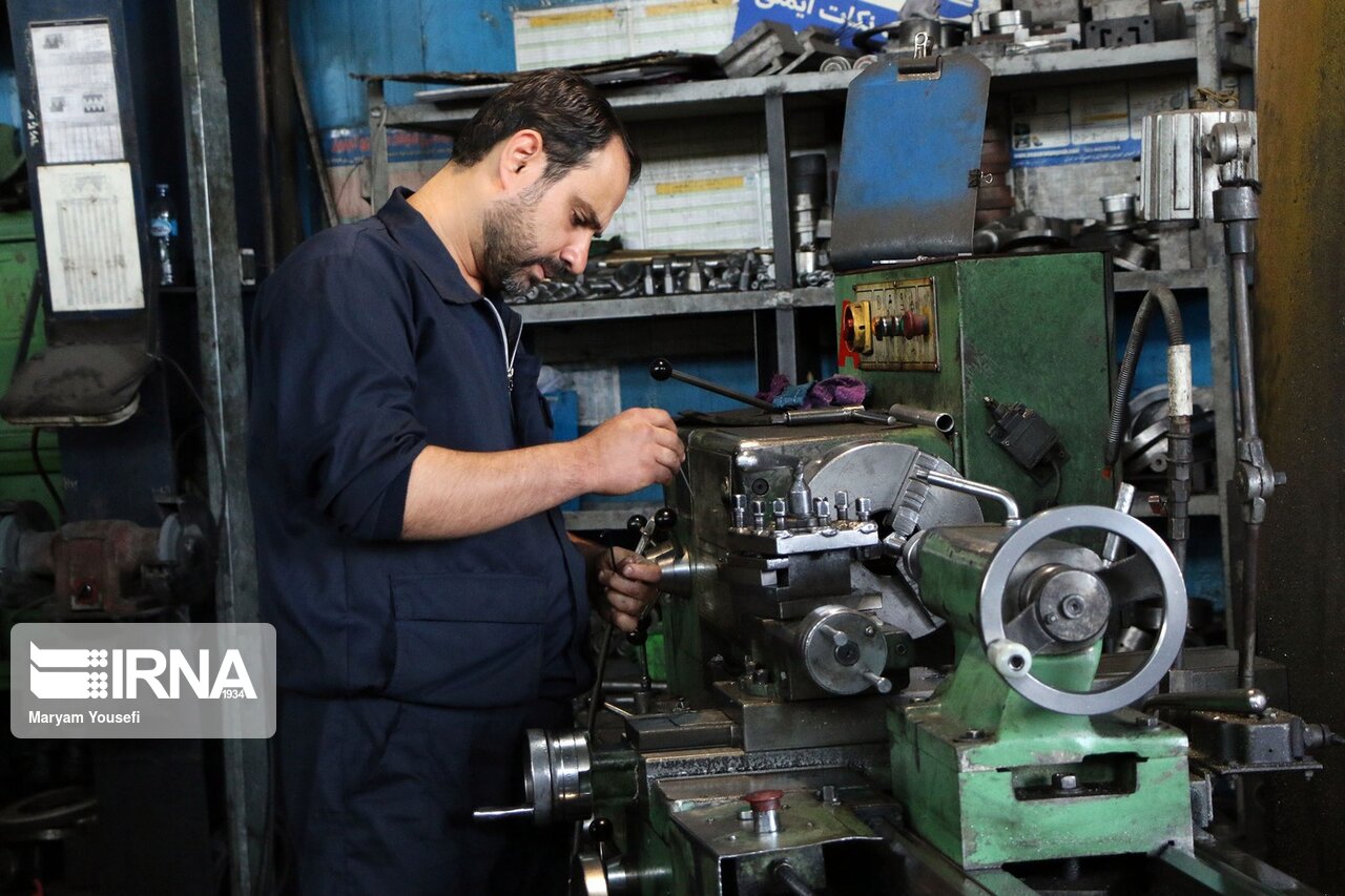  امسال ۶۰ واحد صنعتی در آذربایجان‌غربی احیا می‌شود