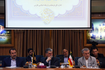 دیدار وزیر فرهنگ و ارشاد با هنرمندان، فرهنگوران و اهالی رسانه شیراز