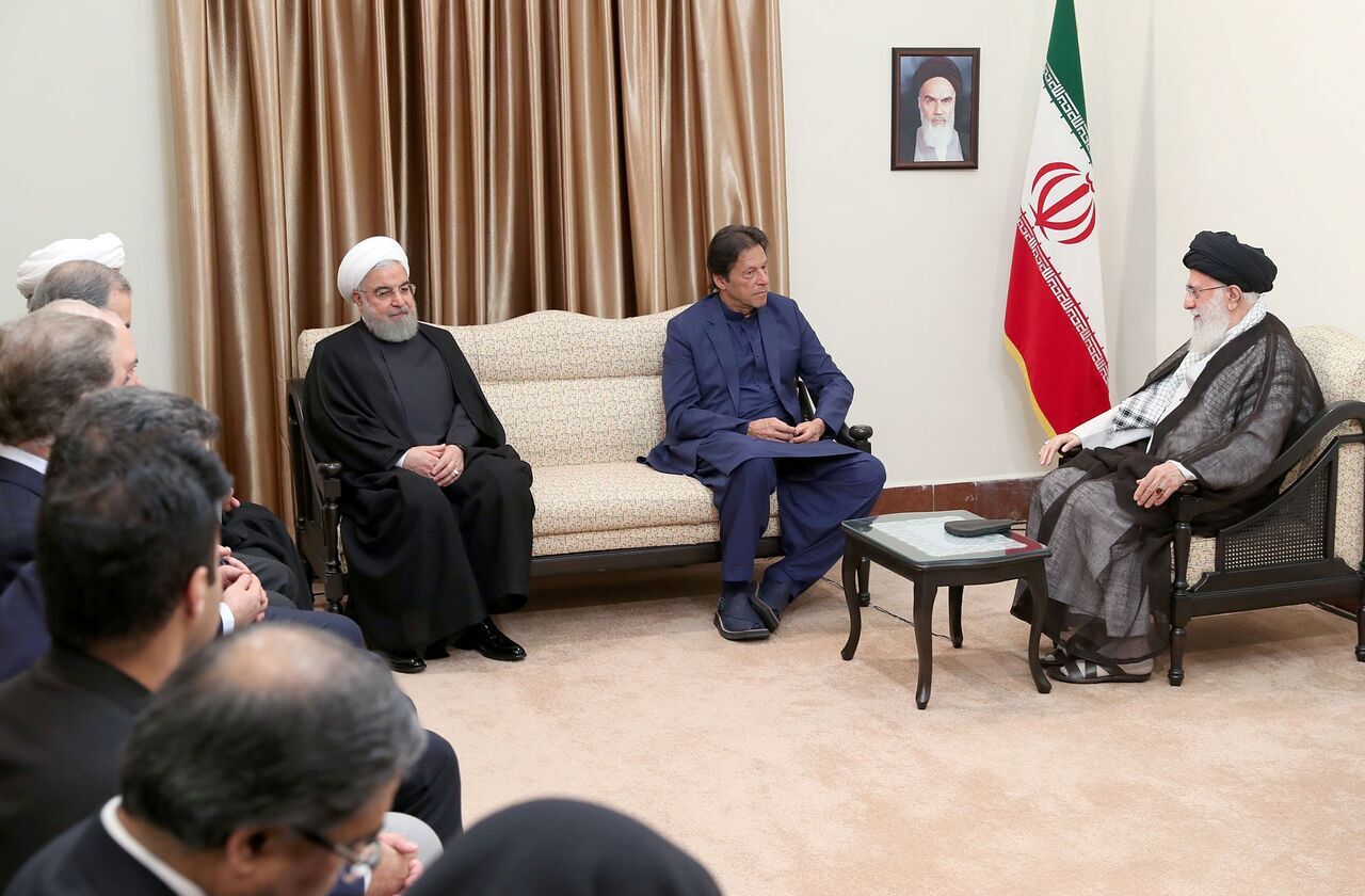 Iran's Supreme Leader receives Pakistan's PM