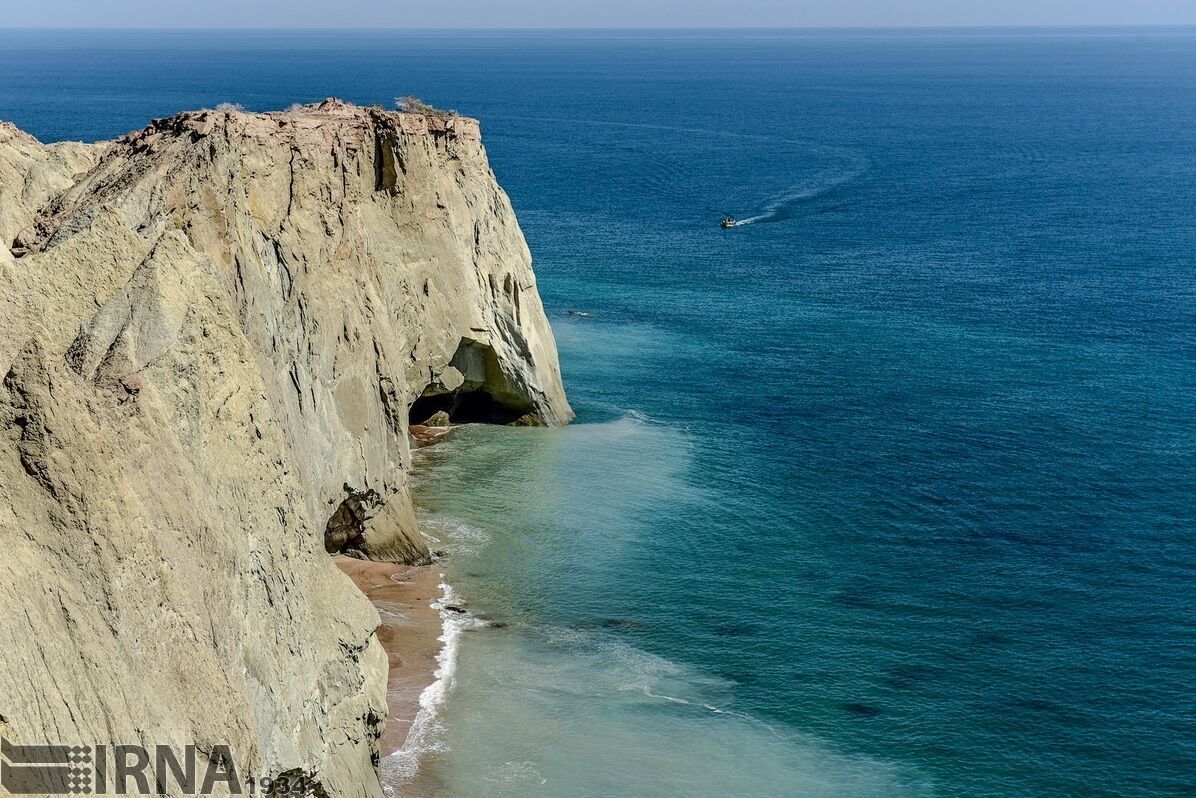 Voyage à Hormuz : l’expérience de découvrir une île énigmatique 