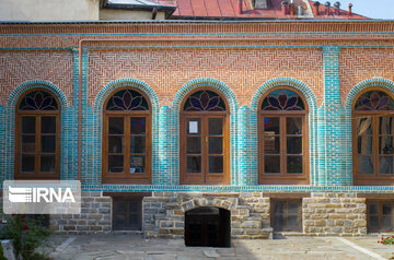 Hedayat historical school