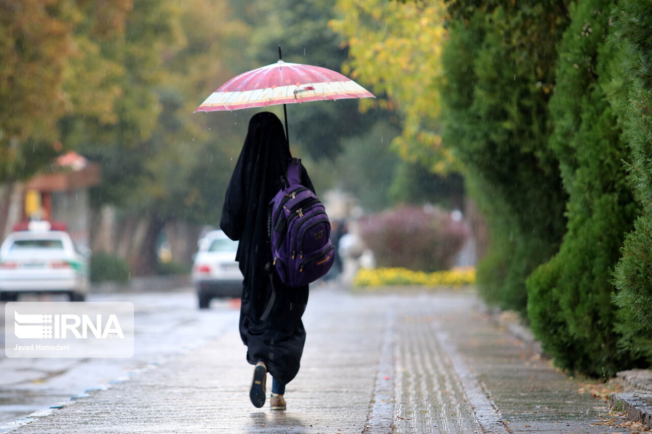 بارش برف و باران پاییزی استان همدان را فرا می‌گیرد